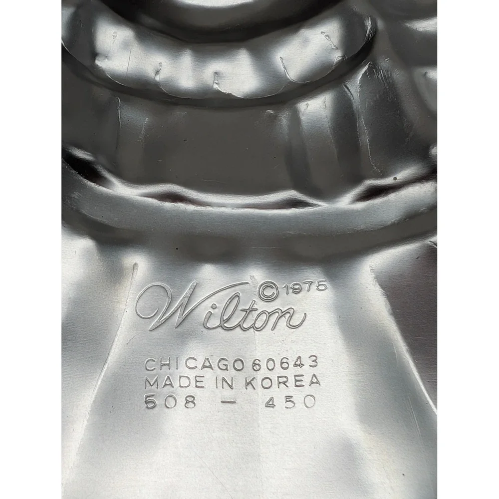 Wilton 1975 Miniature Rag Doll Cake Pan Aluminum Baking Mold 508-450 Silver